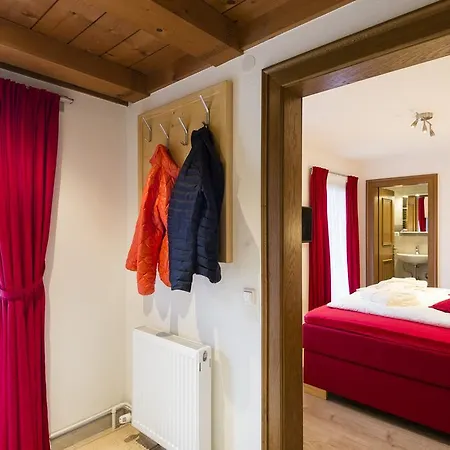 Haus Alpenblick Lofer Apartment Exterior photo